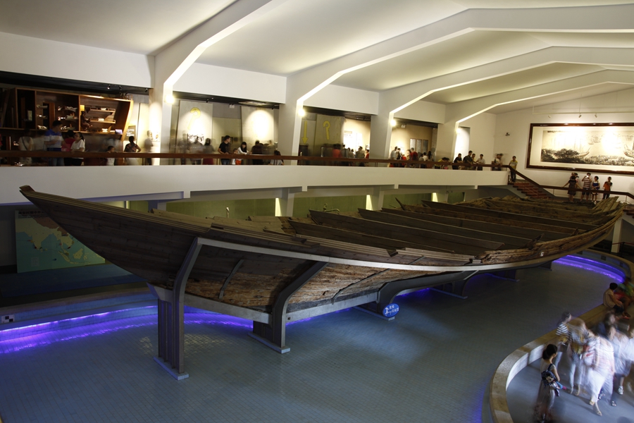 4 古船展示全景.jpg 4 古船展示全景.jpg